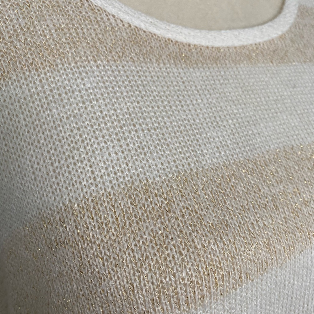 Forever 21 sheer lightweight sweater tee